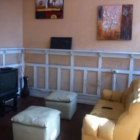 Hostal Chacabuco